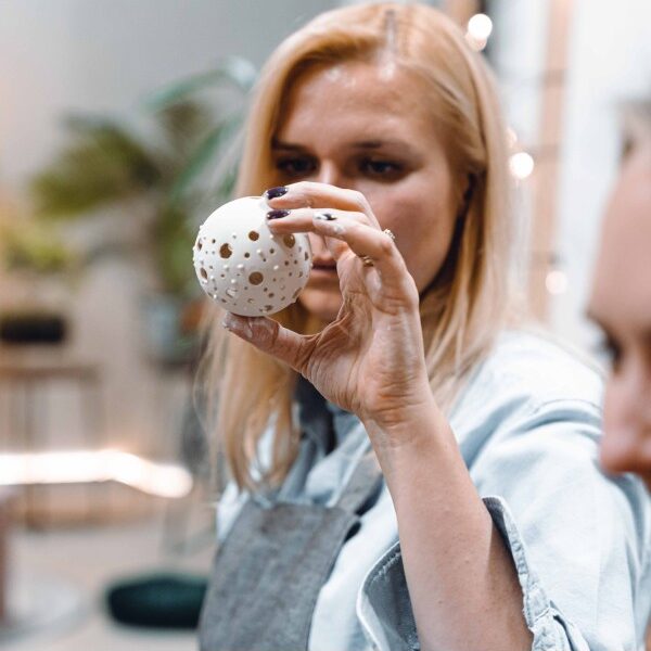 Kalėdinių žaisliukų dirbtuvės