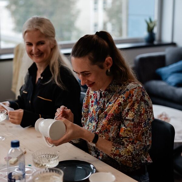 Piešimas ant puodelių