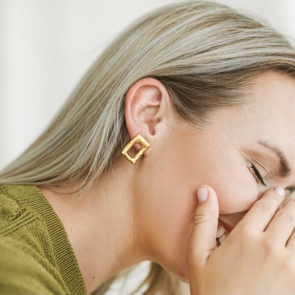 Porceliano auskarai Austa