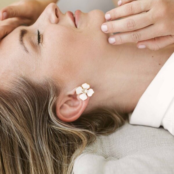 Porceliano auskarai Kosmėja