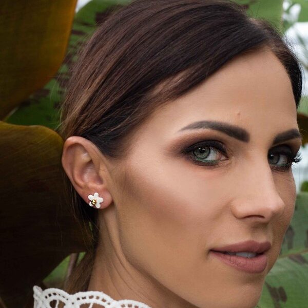 Porceliano auskarai Sarin