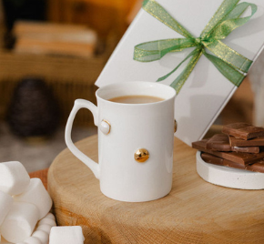 Puodelis su burbuliukais